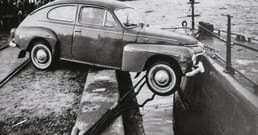 Um Volvo sem motorista atingiu um submarino sueco atracado em 1961