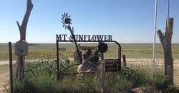 Der höchste Punkt von Kansas ist eine Ranchweide, auf der Besucher ein Gipfel-Gästebuch unterschreiben
