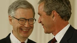 Mr. Rogers ließ gern in der Öffentlichkeit furzen, um seine Frau bei langweiligen Partys zu amüsieren. Laut seiner Witwe Joanne Rogers hob er dabei eine Wange hoch, sah sie an und lächelte. Sie sagte zudem, er habe es genossen, ihre schmutzigen Witze zu hören.