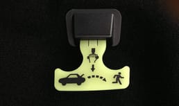 لماذا تم اختراع مقبض الإطلاق الطارئ؟