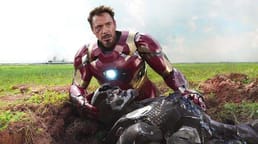 Als Don Cheadle das Angebot für die Rolle des War Machine im Marvel Cinematic Universe erhielt, wurde ihm gesagt, er habe nur eine Stunde Zeit, um über das 12‑jährige Engagement zu entscheiden. Als Cheadle antwortete, er sei auf dem Geburtstag seines Kindes, sagte der Marvel‑Mitarbeiter: „Oh! Oh, nimm dir zwei Stunden.“
