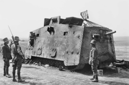 Durante la Primera Guerra Mundial, los soldados australianos en la Segunda Batalla de Villers‑Bretonneux robaron un tanque alemán como trofeo y lo transportaron a Australia. Hoy es el único A7V Sturmpanzerwagen que queda.