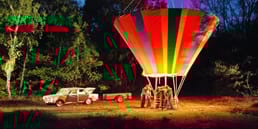 两个家庭是如何从东德的共产主义压迫中逃离的？