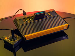 Какая видеоигра спасла Atari от банкротства?