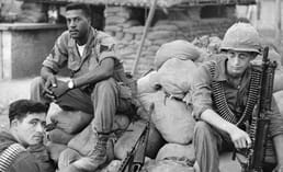 米軍はアイスランドで黒人兵士の禁止をどのように解除したのか？