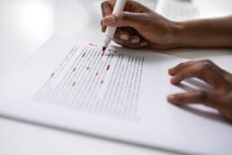 O que é uma sentença de Escher?