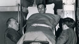 Ben Hogan, el campeón de golf, casi muere en un accidente de coche a los 36 años