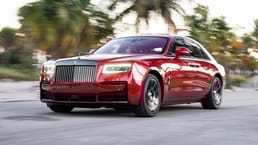 De geluidsisolatie van de Rolls‑Royce Ghost was zo overgeëngineerd dat de totale stilte de inzittenden desoriënteerde