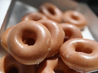 A Florida man was awarded $37,500 after cops mistook glazed donut crumbs for meth. Daniel Rushing was pulled over when the cops searched his car. They tested white crystals they found and it tested positive for meth. Rushing told them they were donut crumbs but they wouldn't listen.