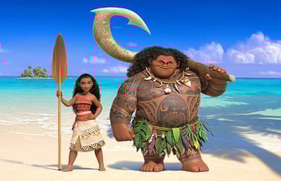 Le film « Moana » a été diffusé sous le titre « Oceania » en Italie. Le nom a été changé parce qu’une star du porno nommée Moana était très connue dans le pays.