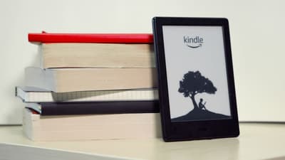 Why Do Physical Books Still Outsell E-Books?
