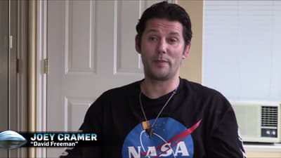 Joey Cramer, che da bambino ha recitato nel film Flight of the Navigator, ha rapinato una banca nel 2016 per finire in prigione, smettere di drogarsi e salvare la sua vita.