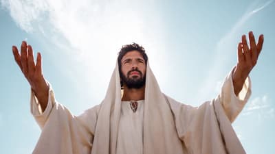 Er is geen fysieke beschrijving van Jezus Christus in de Bijbel. Alle huidige bewijzen en afbeeldingen van zijn uiterlijk zijn gebaseerd op culturele, politieke en theologische contexten.