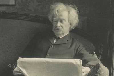 佩德罗·卡罗里诺（不懂英语）编写了葡萄牙语‑英语短语手册《English as She Is Spoke》，借助葡萄牙‑法语短语手册和法‑英词典，成为无意幽默的经典。