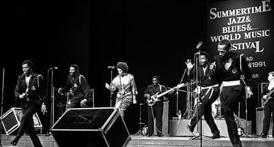 Warum schlich David Ruffin nach seiner Entlassung immer wieder auf die Bühne?