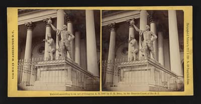 为什么在国会大厦前的克里斯托弗·哥伦布雕像被移除？