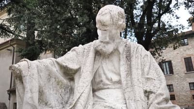 ما هي قصة نيكولو تارتاليا؟