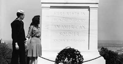 约翰·海恩斯捐赠的大理石板发生了什么?