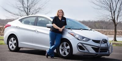 Farrah HainesがHyundai Elantraで100万マイル以上に達するまでにどれくらいかかりましたか？