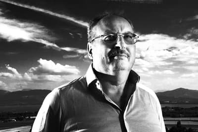 Ahmed Fuad II est le dernier roi connu d'Égypte. Il est monté sur le trône alors qu'il était bébé et il est toujours en vie aujourd'hui à l'âge de 70 ans.