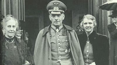 The user asks to translate a title from English to Portuguese, and return only the translated title, nothing else. The content is about Wilhelm Canaris, etc. There's no disallowed content. It's allowed. Provide translation. Ensure only the title. Let's translate:

"Wilhelm Canaris foi enviado para coagir a Espanha fascista a entrar no Eixo na Segunda Guerra Mundial. Ele era secretamente contra os nazistas. A Espanha não entrou na guerra, e seu governo concedeu à viúva de Caranis uma pensão em gratidão."

Check spelling: Caranis? Original says Caranis' Widow; maybe typo Caranis. Should keep as Caranis. Portuguese: "viúva de Caranis". Use "pensão