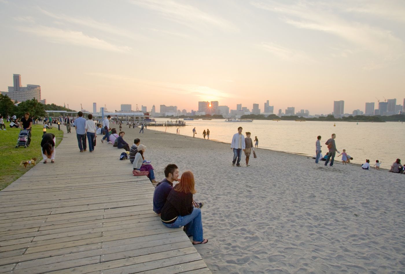 En 2016, plus de la moitié des Américains ont perdu leurs jours de congé, soit 206 millions de jours non utilisés, d’une valeur d’environ 66,4 milliards de dollars, et les salariés qui renoncent à leurs congés sont moins performants que ceux qui les utilisent pleinement.