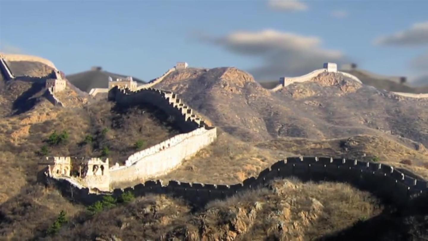 The Great Wall of China, stretching over 20,000 km (13,000 miles) and built over centuries, never effectively prevented invaders from entering China.