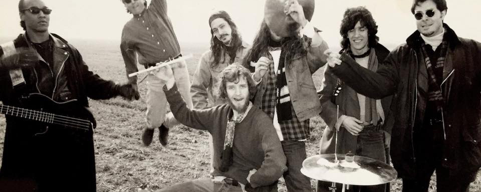 The user asks to translate the title from English to Russian, return only the translated title, nothing else. The title is:

"\"Little Miss

Wait the title is: "\"Little Miss Can't Be Wrong\" by the Spin Doctors was about Chris Barron's stepmother. When he was a kid, she told him that he would grow up to be a janitor and would play his songs for the rats. The Spin Doctors' debut album sold 5 million copies with this song as the lead single."

But they ask: "Translate the following title from English to Russian. Return ONLY the translated title, nothing else."

The title is presumably the part before the period? The whole text includes a title and description. The title is likely