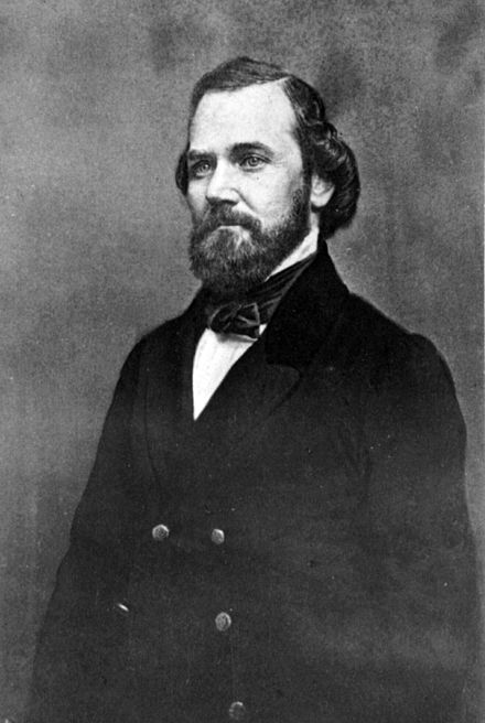 1858年、米国下院議場で50人の議員が巻き込まれた乱闘に遭遇する。その乱闘は、誰かが男性のかつらを落とし、男性が逆さまにかぶり直したことで、両陣営が笑い合い、戦いが止んだことで終わった。