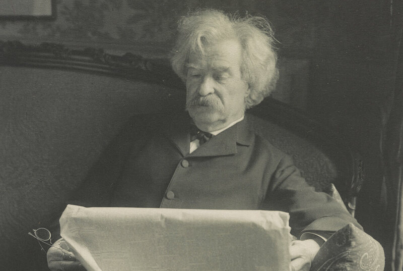 The user asks: "Translate the following title from English to French. Return ONLY the translated title, nothing else.

"Pedro Carol... It is a classic of unintentional humor." Actually they want to translate the title? The title is presumably the whole sentence? The prompt: "Translate the following title from English to French. Return ONLY the translated title, nothing else.

"Pedro Carolino, who knew no English, wrote a Portuguese-to-English phrasebook entitled *English as She Is Spoke*. He used a Portugese-French phrasebook and a French-English dictionary to write his work. It is a classic of unintentional humor."

But that's not a title; it's a description. Maybe they want to translate that whole