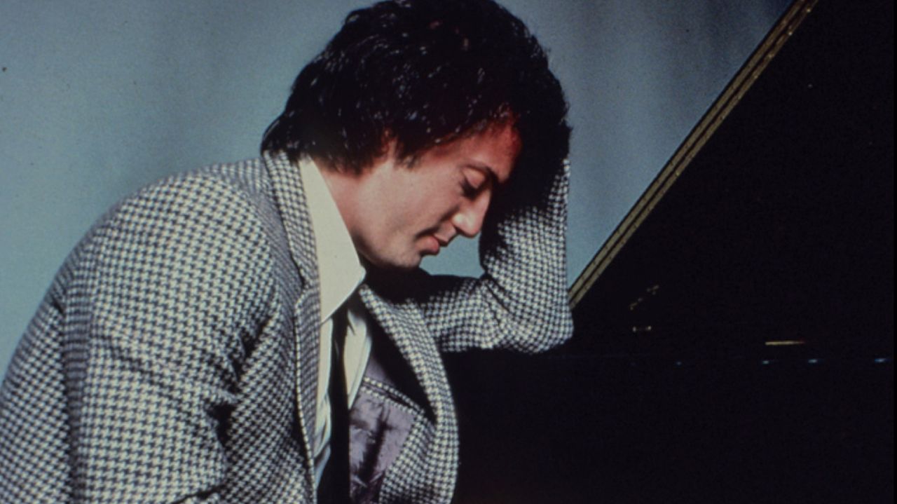 ¿Cuál es la inspiración detrás de “Piano Man” de Billy Joel?
