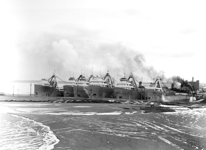 ماذا حدث لسفينة كارل دي برادلي؟