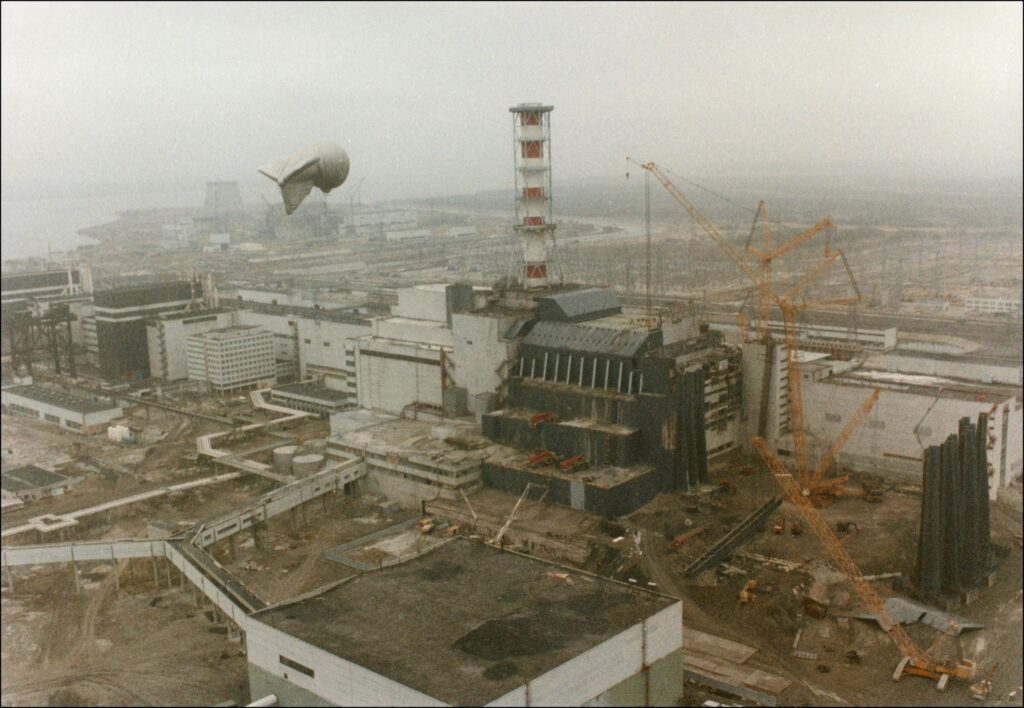 Chernobyl: first pictures after the nuclear disaster.